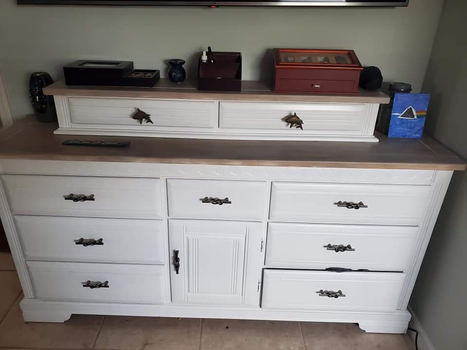 Interior painting Vero Beach creating fresh, beautiful living spaces with quality workmanship.